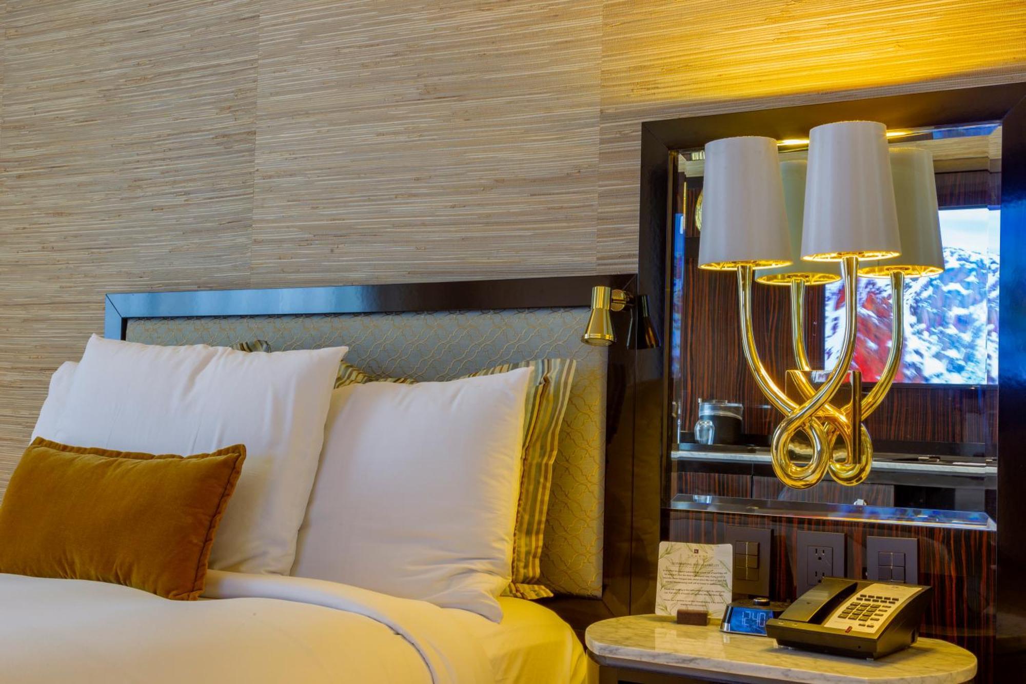 K Tower Boutique Hotel By Lucerna ティファナ エクステリア 写真