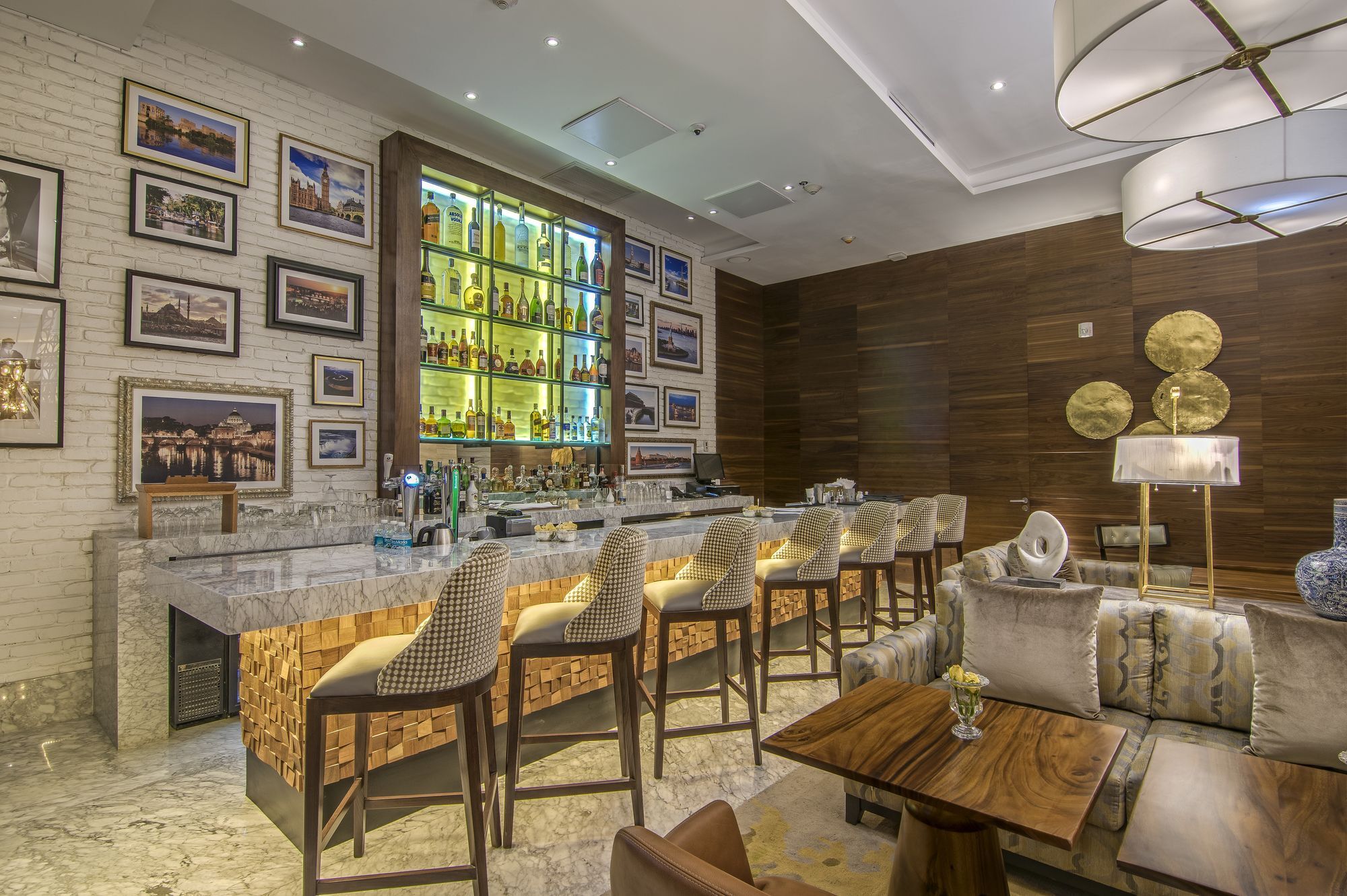 K Tower Boutique Hotel By Lucerna ティファナ エクステリア 写真