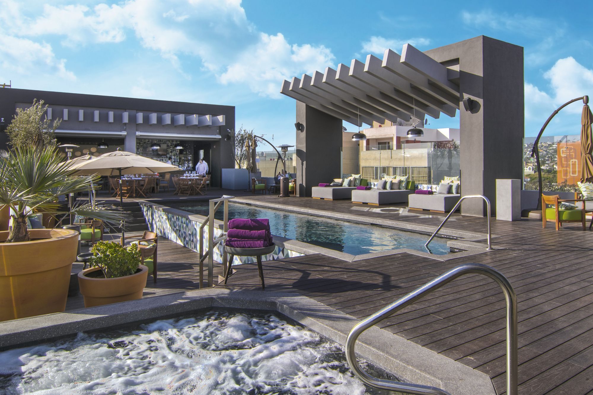 K Tower Boutique Hotel By Lucerna ティファナ エクステリア 写真