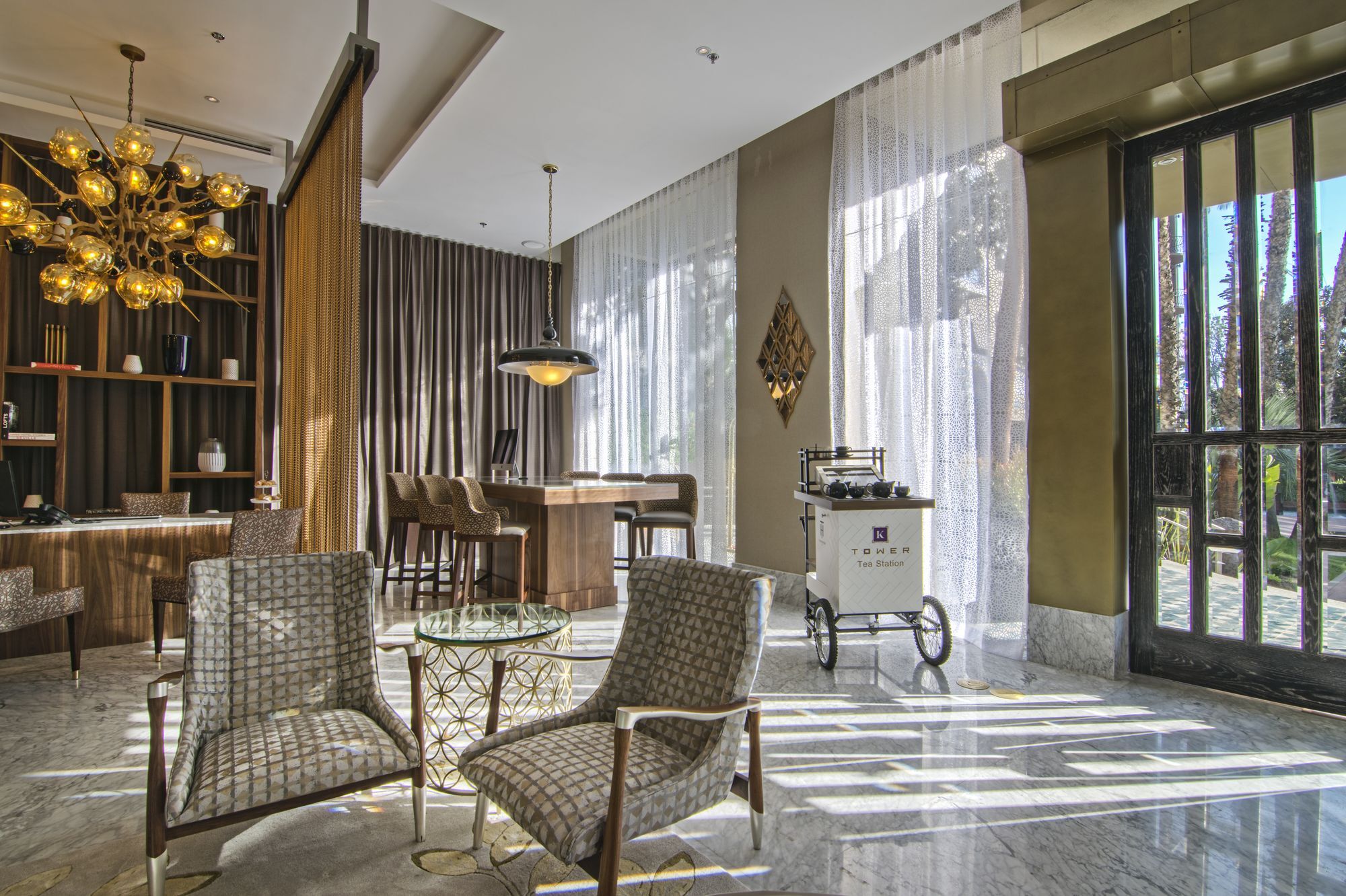 K Tower Boutique Hotel By Lucerna ティファナ エクステリア 写真